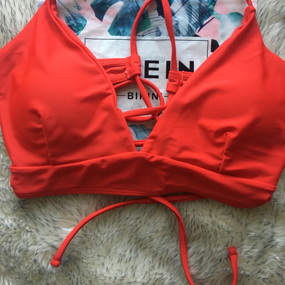 Swim suits - Picture 2 of 11